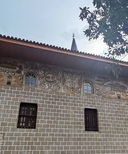 Mezquita de los Solteros. Berat