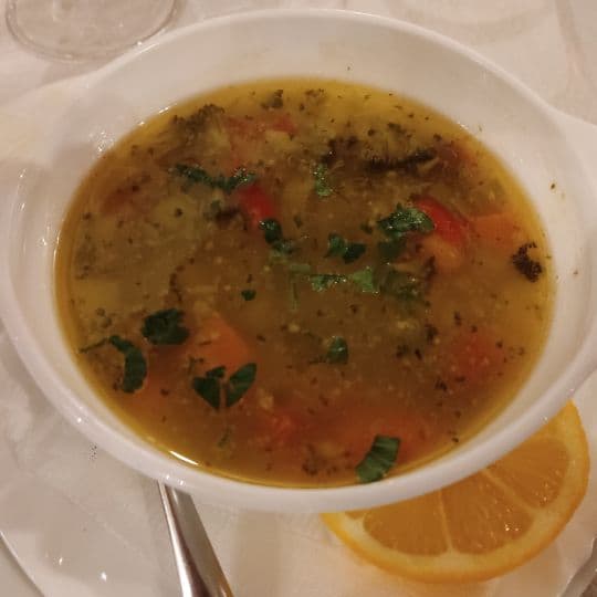 Supe Perime. Restaurante Antigoni. Berat.