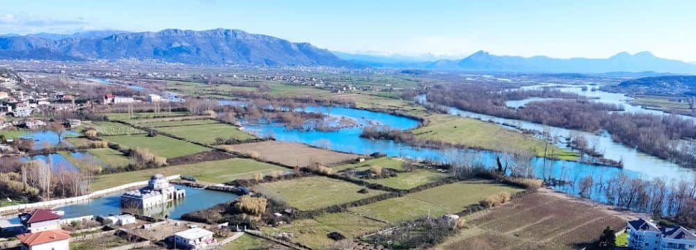 Shkodër vista aérea desde el castillo de Rozafa