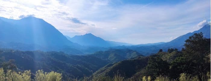 foto de las montañas tomada en el bypass