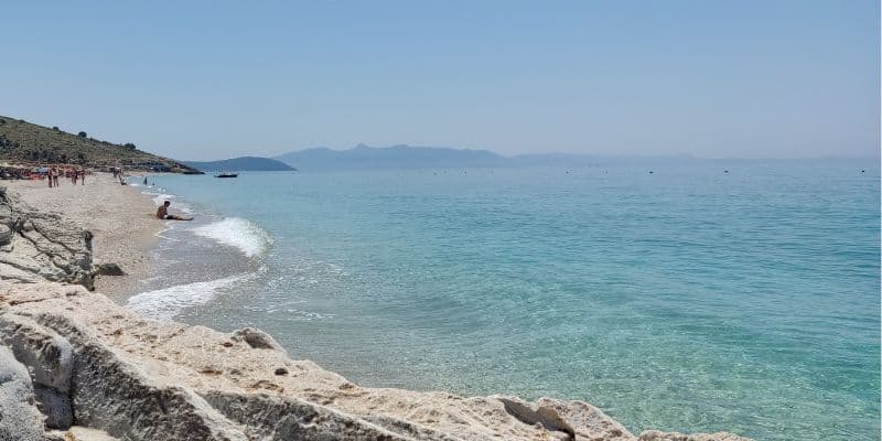 Principio de la playa de Lukovë
