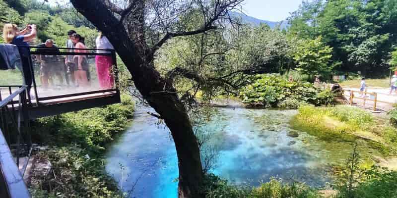 Mirador del ojo azul